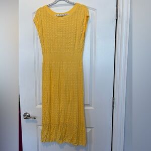Chic Yellow Knit Midi Dress